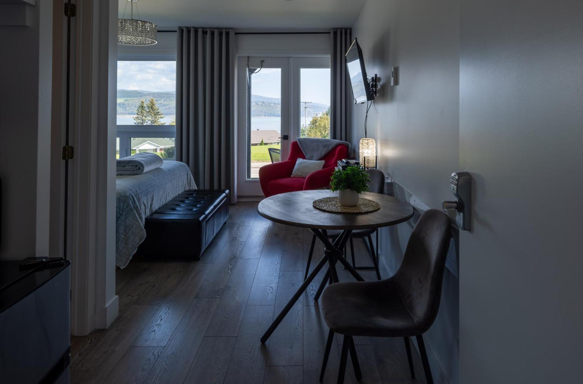 Motel Le Point De Vue ลามัลแบ ภายนอก รูปภาพ
